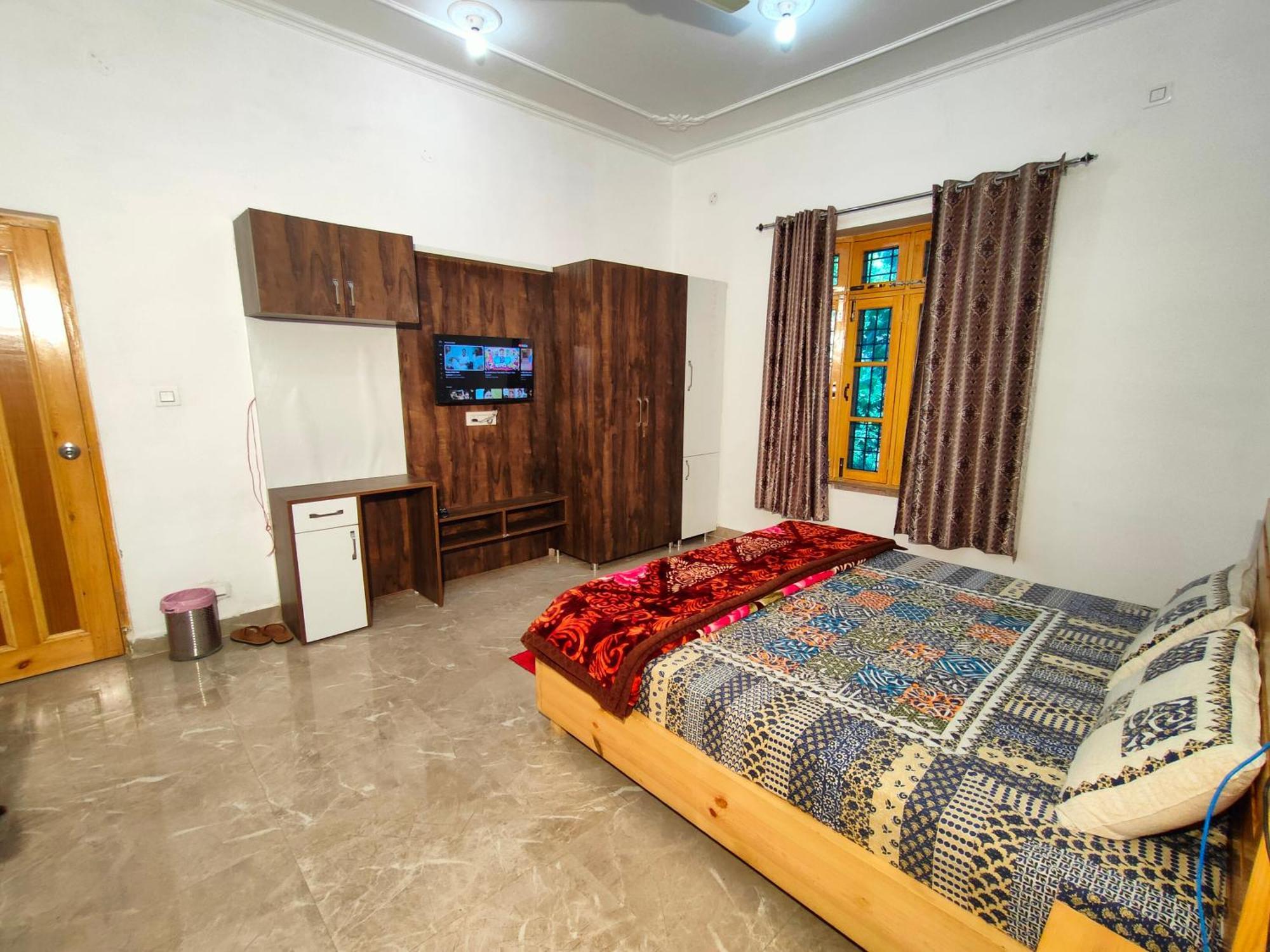 Travelodge Homestay Bir  Luaran gambar
